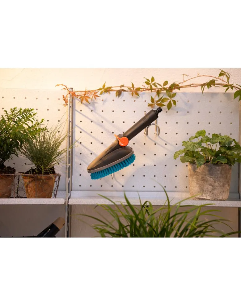 GARDENA Cleansystem spazzola manuale dura M